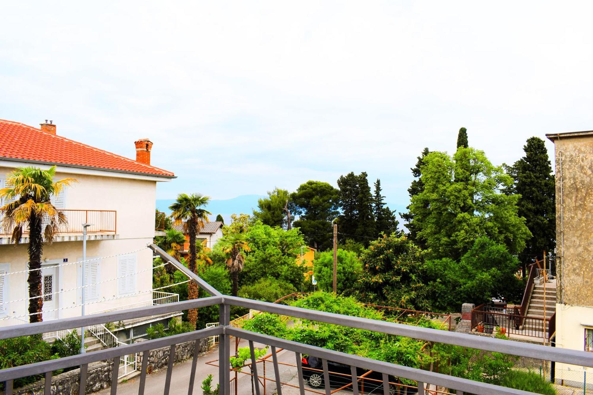 Apartments Maestral Malinska Exterior photo